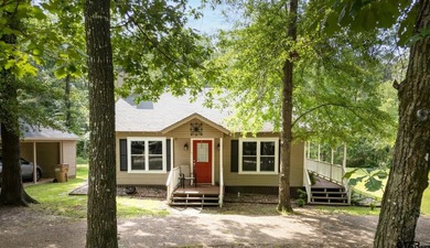 Experience lake community living in this 2-bedroom, 2-bath - photo 3