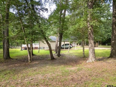 Experience lake community living in this 2-bedroom, 2-bath - photo 6