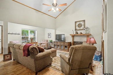 Experience lake community living in this 2-bedroom, 2-bath - photo 7