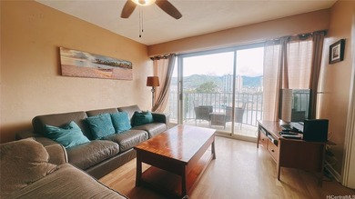 Welcome to Royal Aloha 2-bedroom 1 bath legal vacation rental - photo 7
