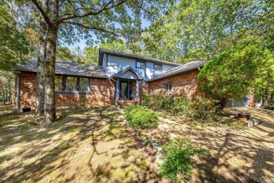 Welcome to your dream golf course home, nestled on Indian Hills - Lake Home For Sale in Fairfield Bay, Arkansas