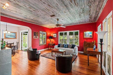 Discover your very own enchanted residence and guest cottage - photo 5