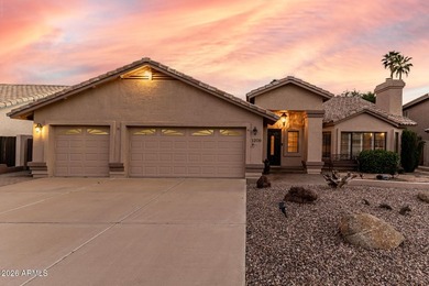 Beautiful single-level home tucked in a CUL-DE-SAC in The - photo 2