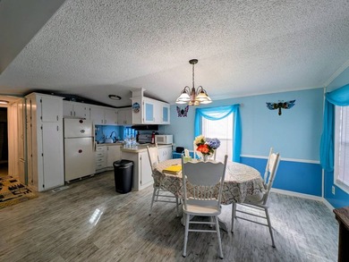 Your Coastal Oasis Awaits - Resort Living at Its Finest! - photo 12