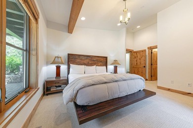 Welcome to a Mountain Sanctuary with a Vintage Welcome! A - photo 14