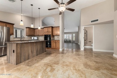 Beautiful single-level home tucked in a CUL-DE-SAC in The - photo 9