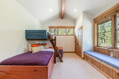 Welcome to a Mountain Sanctuary with a Vintage Welcome! A - photo 20