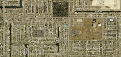 NOT IN A FLOOD ZONE! HARD TO FIND. Excellent opportunity to - photo 2