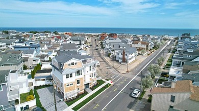 Exceptional NEW CONSTRUCTION, Single Family coastal home with - photo 2