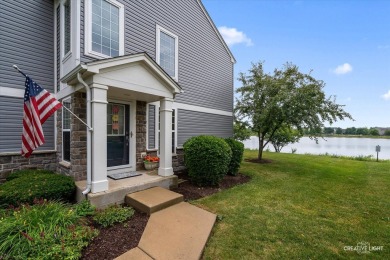 Lake Townhome/Townhouse Sale Pending in Oswego, Illinois