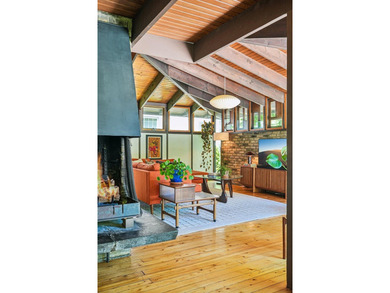 One of a Kind Mid-Century Modern home designed by renowned - photo 11