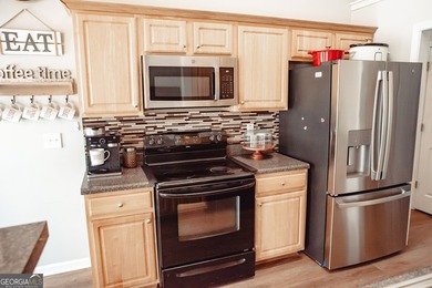 MOTIVATED SELLER! ALL OFFERS CONSIDERED! Welcome home to this - photo 13