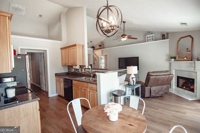 MOTIVATED SELLER! ALL OFFERS CONSIDERED! Welcome home to this - photo 16