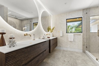 Coastal luxury meets modern perfection in this absolutely - photo 24