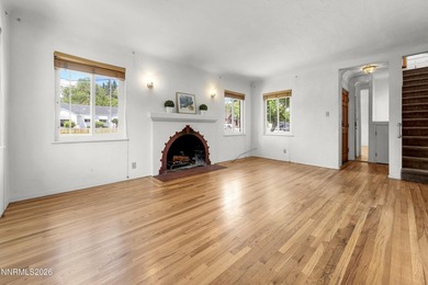 Discover the timeless charm of this classic 1937 brick cottage - photo 6
