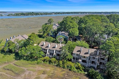 Wake up to breathtaking Broad Creek views and experience the - photo 2