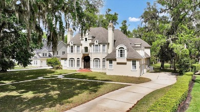 Tucked away in the prestigious Sugar Mill Plantation, this - photo 2