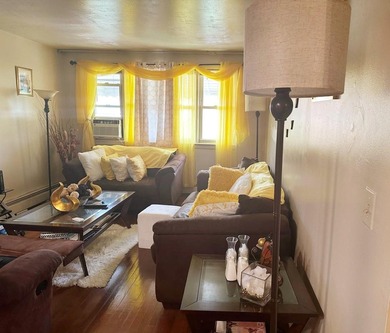 Beautiful Brick Duplex conveniently located close to Bus Stop - photo 11