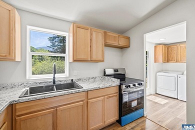 Looking for a gorgeous mountain backdrop on a private 1.1+ acre - photo 13