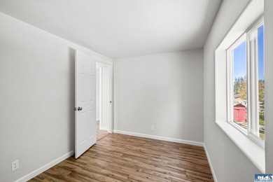 Looking for a gorgeous mountain backdrop on a private 1.1+ acre - photo 24