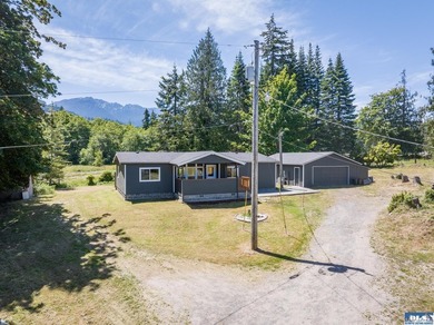 Looking for a gorgeous mountain backdrop on a private 1.1+ acre - photo 27