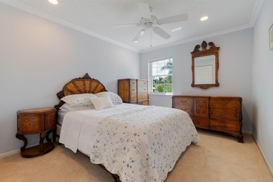 Stunning builder's model home located in the beautiful community - photo 28
