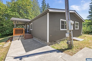 Looking for a gorgeous mountain backdrop on a private 1.1+ acre - photo 31
