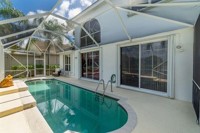 Stunning builder's model home located in the beautiful community - photo 40