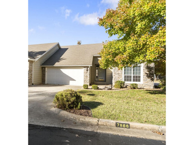 Lake Townhome/Townhouse For Sale in Branson, Missouri