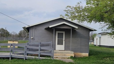 This was the home of the Masonic Lodge until 2023. The interior - photo 1