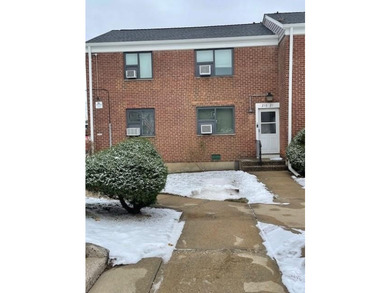 PRIME LOCATION - 2BR, GROUND LEVEL, SPACIOUS OUTSIDE SPACE - photo 5