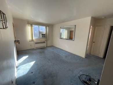 PRIME LOCATION - 2BR, GROUND LEVEL, SPACIOUS OUTSIDE SPACE - photo 7