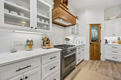 Welcome to 2211 Isles of St. Marys Way, where timeless elegance - photo 17