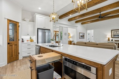 Welcome to 2211 Isles of St. Marys Way, where timeless elegance - photo 21