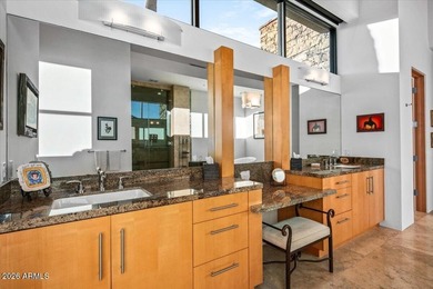 Experience refined desert living in this exceptional Desert - photo 27