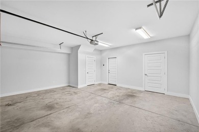 Welcome to The Townes at Moore's Mill Club, where luxury meets - photo 29
