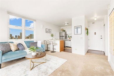 Enjoy stunning Diamond Head views from this 2 bedroom unit on - photo 4