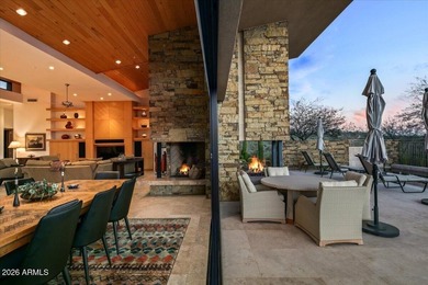 Experience refined desert living in this exceptional Desert - photo 47