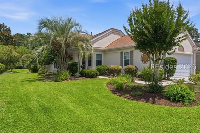 Move-In Ready Primrose Model situated on a beautifully - photo 6