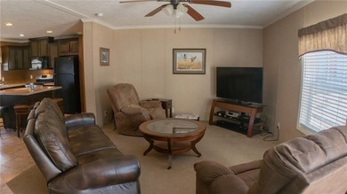 This charming 1,350 sq ft manufactured home sits on a permanent - photo 4