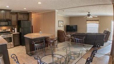 This charming 1,350 sq ft manufactured home sits on a permanent - photo 10