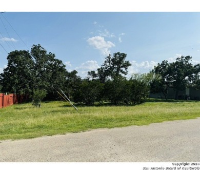 Lake Medina Lot For Sale in Bandera Texas