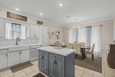 Beautiful French Acadian charm meets coastal living in the heart - photo 12