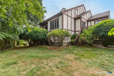 Fully renovated end-unit Turnbury offering 3-4 bedrooms and 3.5 - photo 30