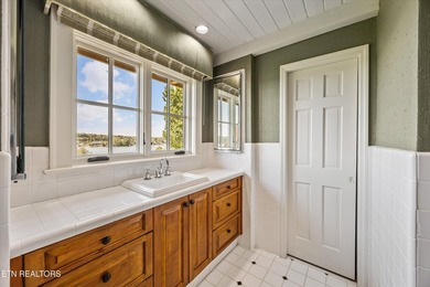 Osprey Point offers a rare combination of waterfront living - photo 37