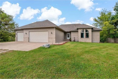 Lake Home For Sale in Chisago City, Minnesota