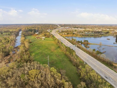 Exceptional opportunity to own a versatile 33-acre property in - photo 3