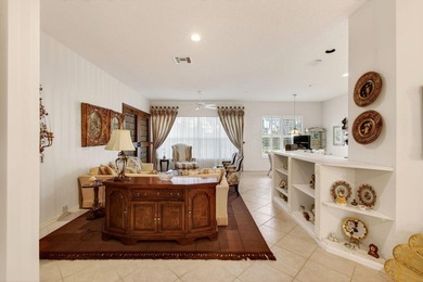 This well-maintained 2BR+Den villa offers a seamless floor plan - photo 6
