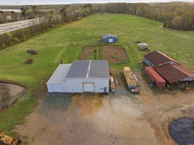 Exceptional opportunity to own a versatile 33-acre property in - photo 8