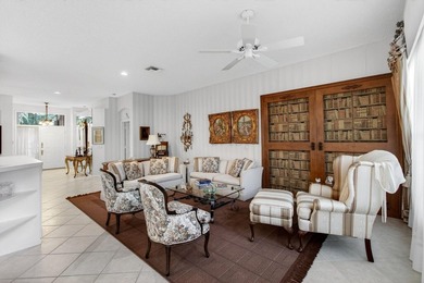 This well-maintained 2BR+Den villa offers a seamless floor plan - photo 8